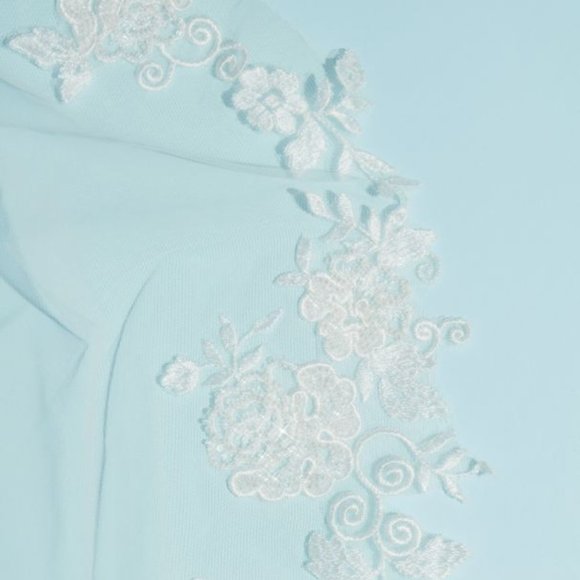 Ivory Embroidered Beaded Floral Scroll Cathedral Veil NWT - Picture 5 of 9